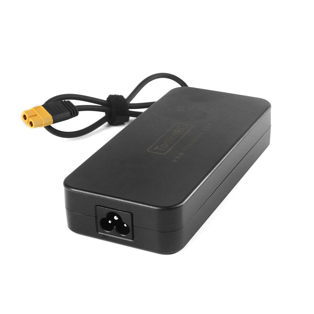 ToolkitRC ADP200 200W 19,5V 10 - Balance Charger Rc recensie en prijs